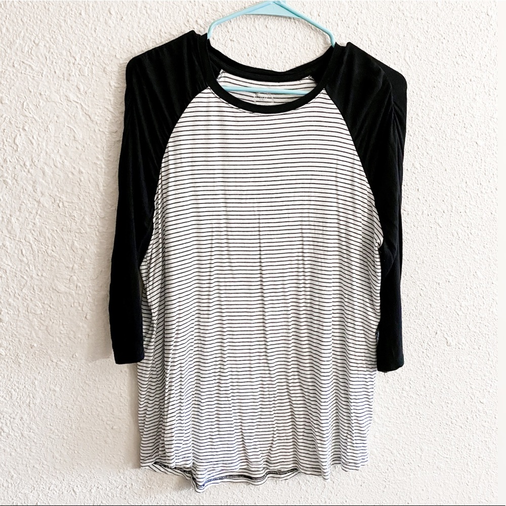 Maurices 24/7 striped raglan tee size Large